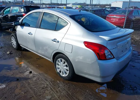 2016 Nissan Versa 1.6 S/1.6 S+/1.6 Sl/1.6 Sv z USA, uszkodzony, nr VIN 3N1CN7AP1GL861903